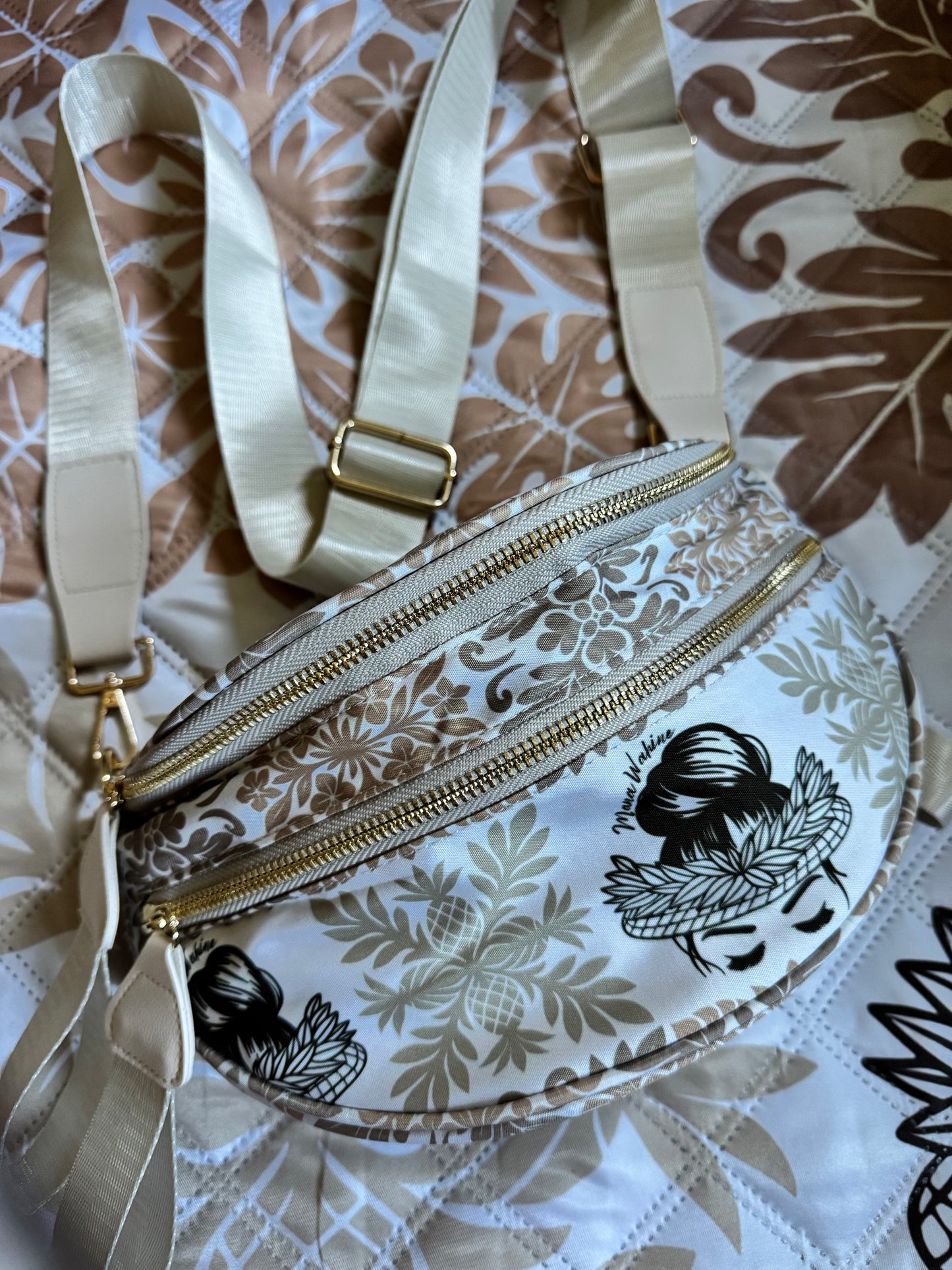 "Mom Bag" Crossbody